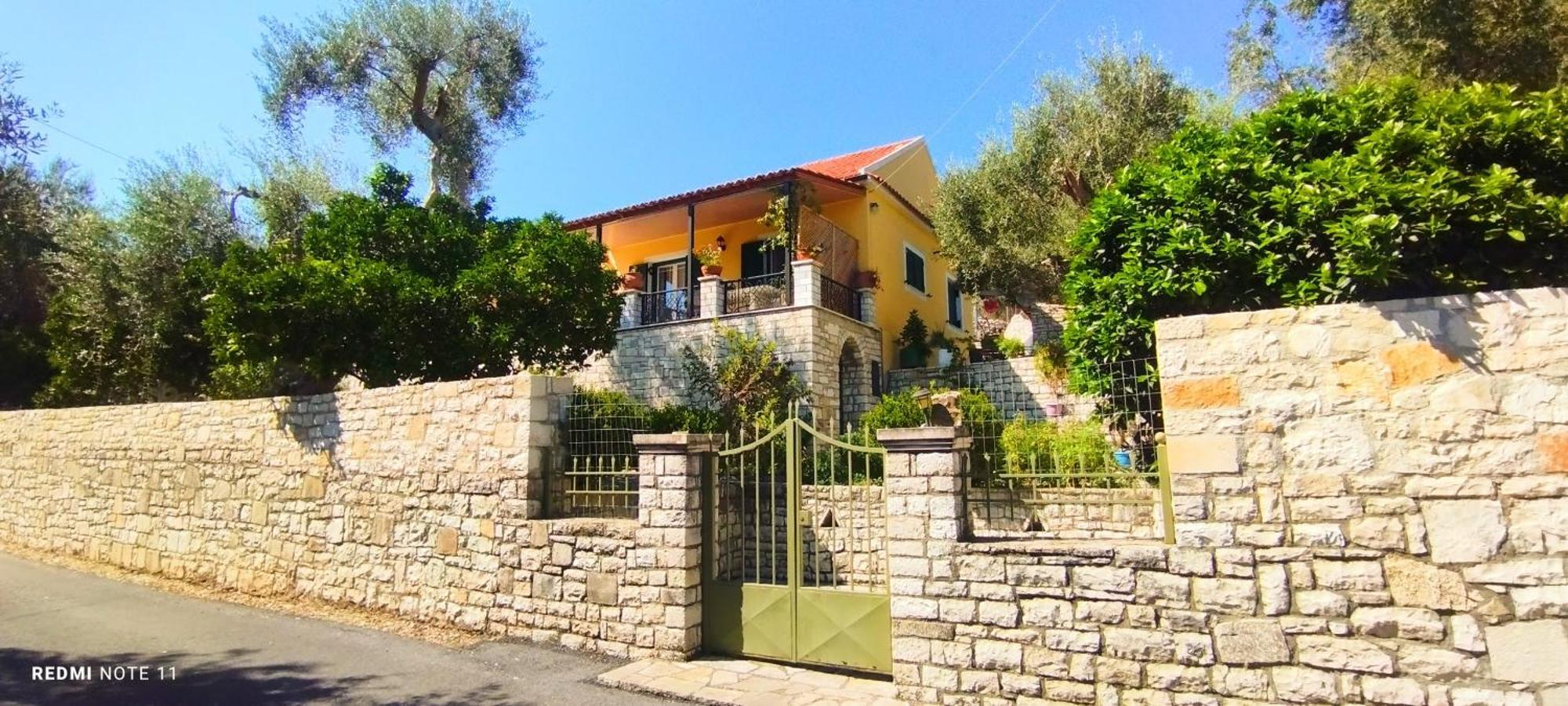 Villa Raxi Fountana Ngoại thất bức ảnh